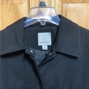Ann Klein S Black button down rain coat